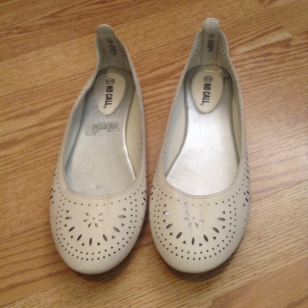 💕Cute little flats💕